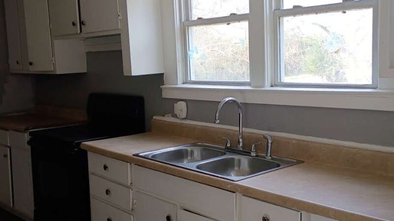 Building Photo - 1844 Christian Ave