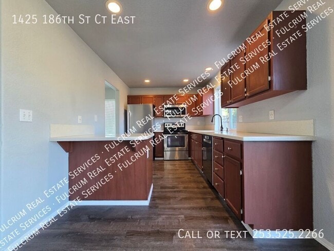Building Photo - 1425 186th St Ct E