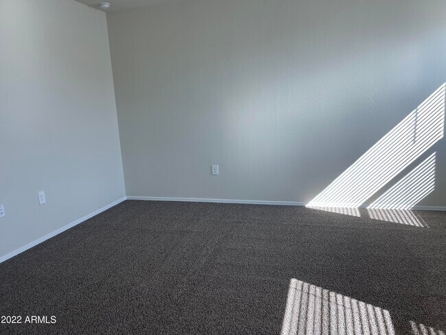 Building Photo - 36597 W Santa Clara Ave