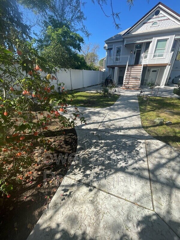 Building Photo - 3154 53rd St