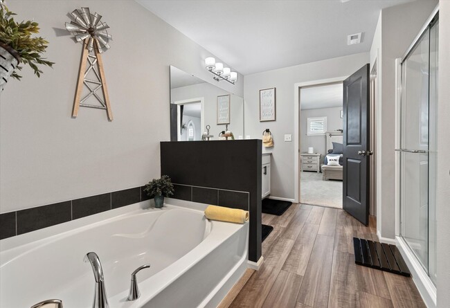 Building Photo - Luxury 4BR Home in North Lacey with A/C, D...