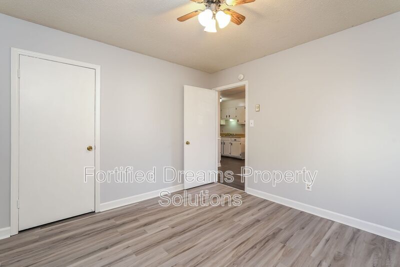 Building Photo - 4368 Ogburn Ave