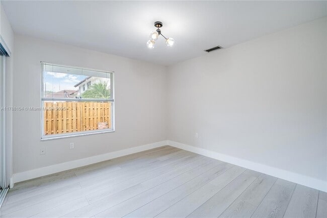 Building Photo - 9818 SW 111th Terrace