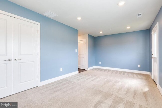 Building Photo - 2006 Ivory Brook Rd