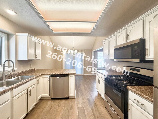 Building Photo - 2 Bedroom Property