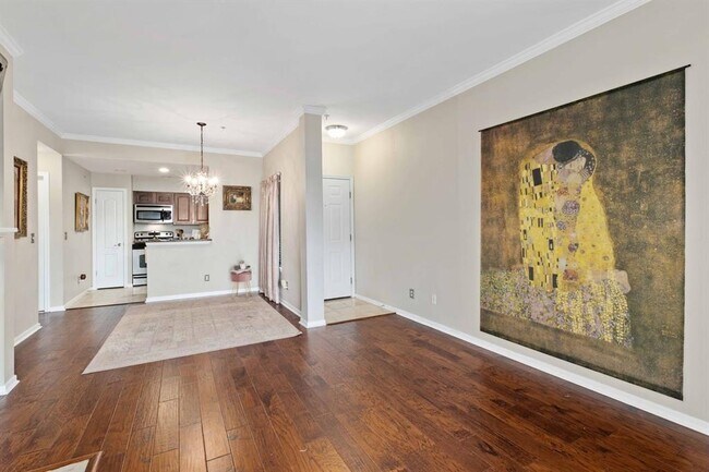 Building Photo - 6000-9 Shepherd Mountain Cove