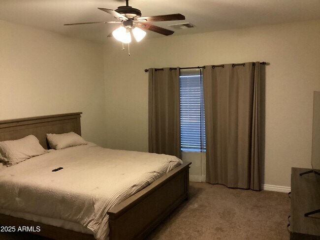 Building Photo - 18696 W Illini St