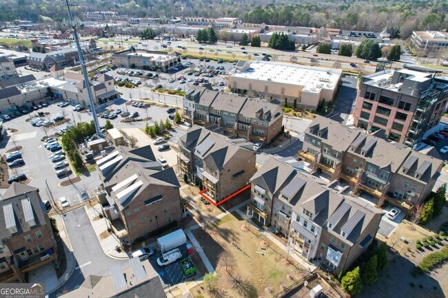 Building Photo - 5051 Pinckney Ln