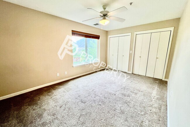 Building Photo - 796 Castle Valley Blvd