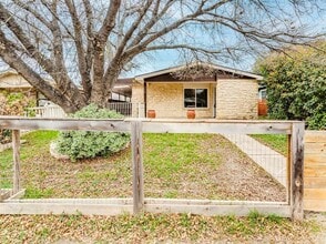 Building Photo - 5628 Pinon Vista Dr