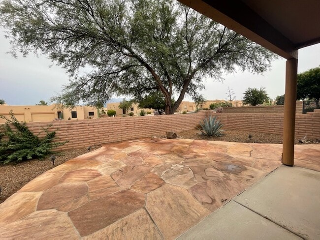 Building Photo - 3633 S Paseo de Los Nardos