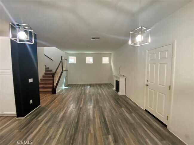 Building Photo - 5942 Ginger Dr
