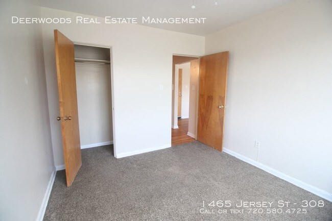 Building Photo - 1465 Jersey St