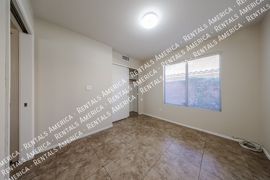 Building Photo - 21911 N 71st Ln