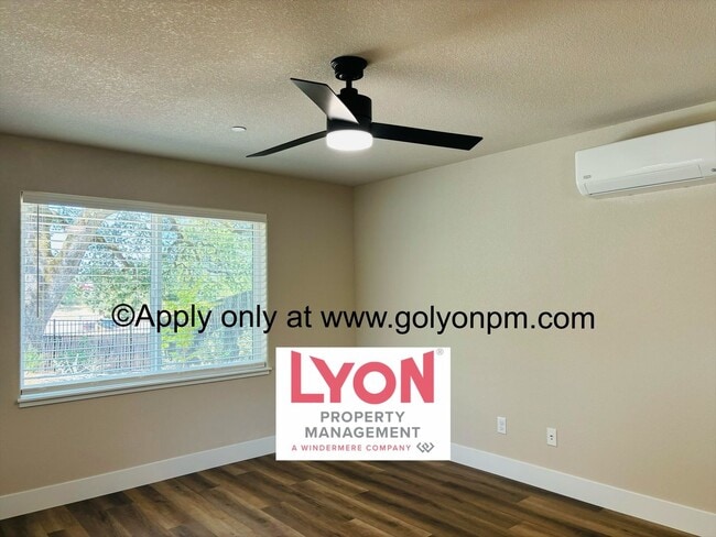 Building Photo - Stunning Modern New Construction 1 bedroom...