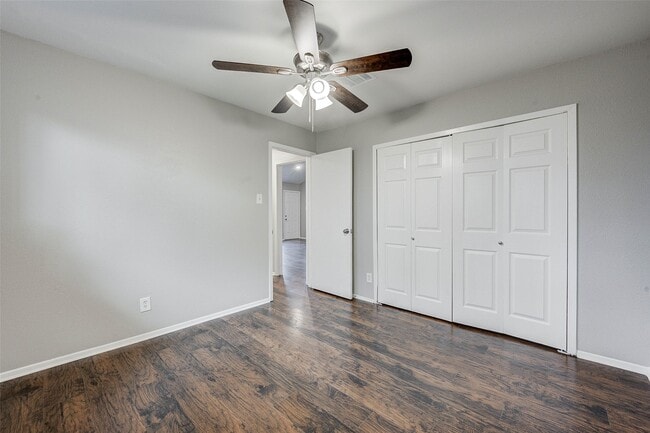 Building Photo - 5211 Sweetwind Ln