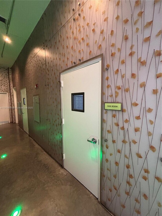 Building Photo - 133 NE 2nd Ave