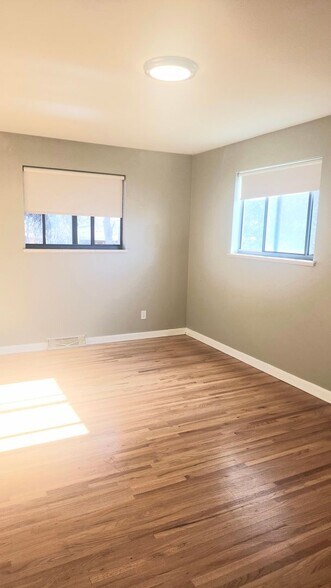 Building Photo - 6068 Vivian Ct