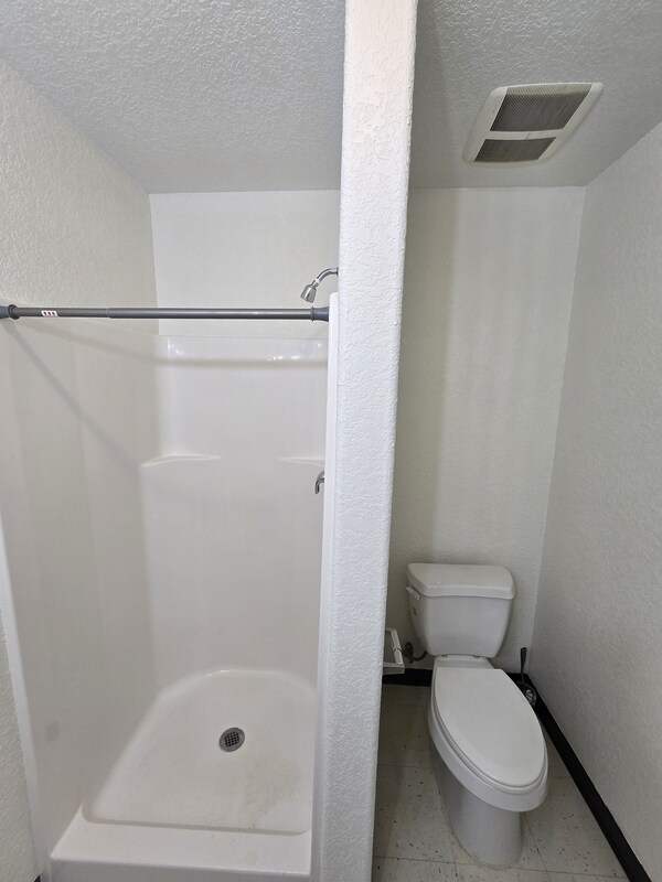 Building Photo - 126 Alton Ave