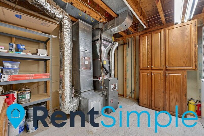 Building Photo - 13136 Ashnut Ln