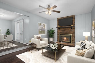 Building Photo - 642 NW Valleybrook Rd