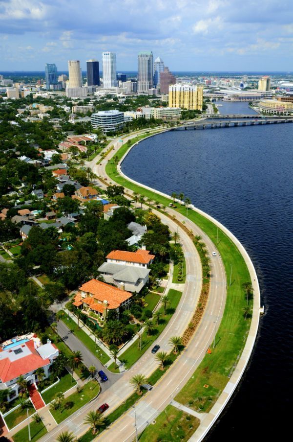 Bayshore less than 1/2 mile - 3319 W Paul Ave