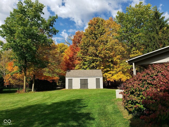 Building Photo - 3856 Long Ridge Blvd