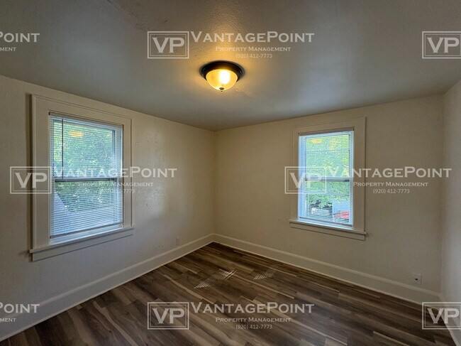 Building Photo - 1517A Oregon St