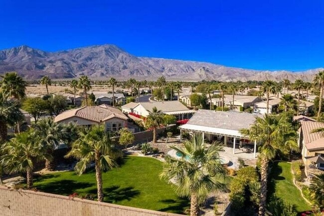 Building Photo - 60636 Desert Shadows Dr