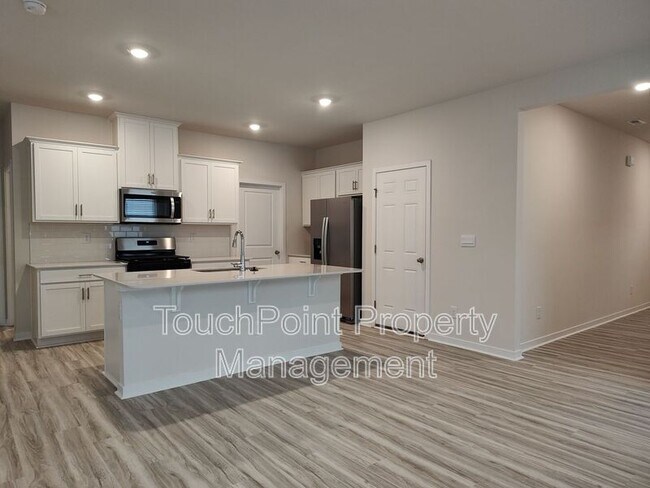 Building Photo - 12028 Zazu Wy