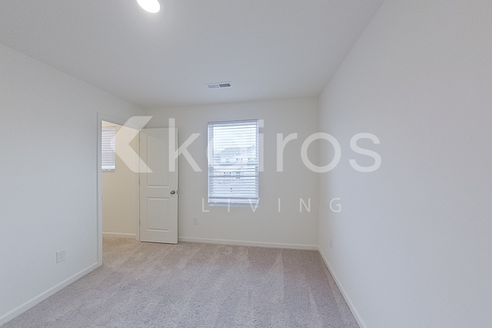 Building Photo - 7005 Peppermill Way