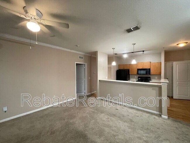 Building Photo - 8290 Gate Pkwy W