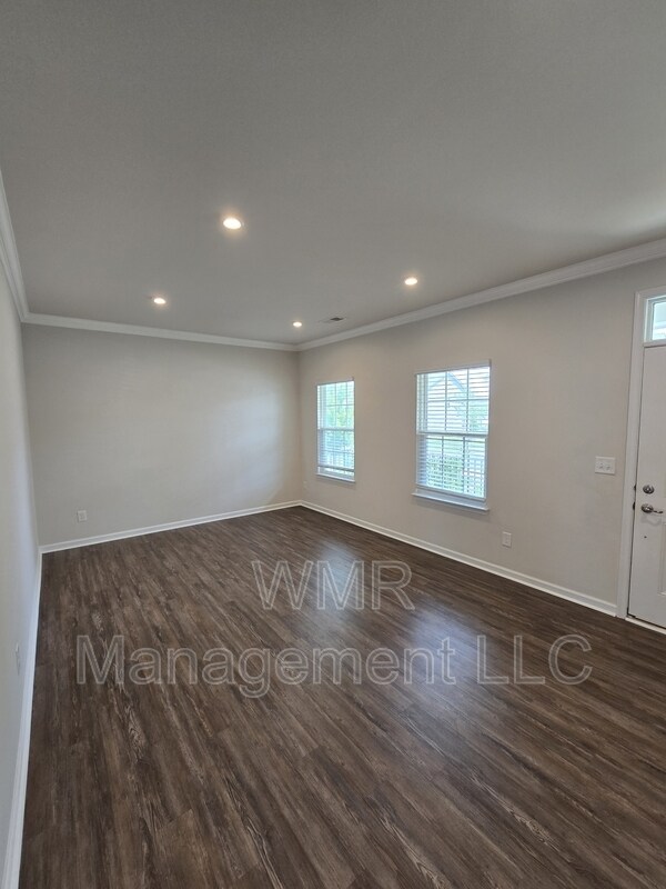 Building Photo - 7270 Waterwheel St SW