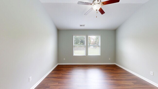 Building Photo - 10612 Kempsford Dr