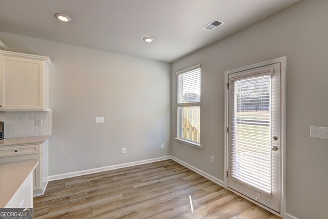 Building Photo - 479 Payne Dr