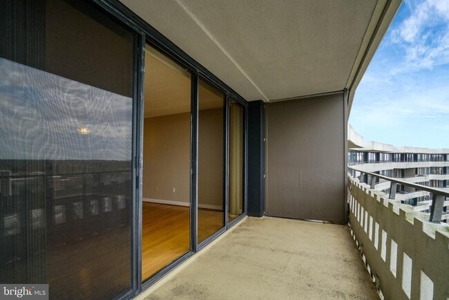 Building Photo - 6301 Stevenson Ave