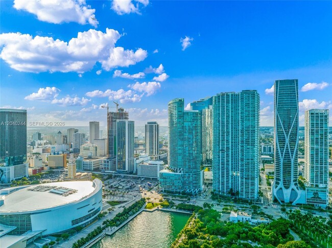 Building Photo - 888 Biscayne Blvd