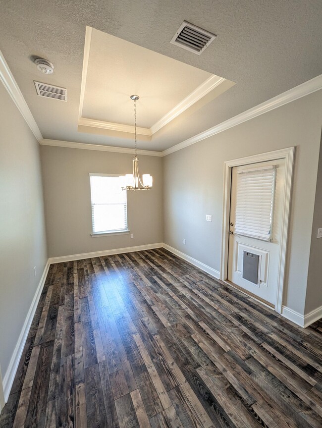 Building Photo - 8934 E River Dr