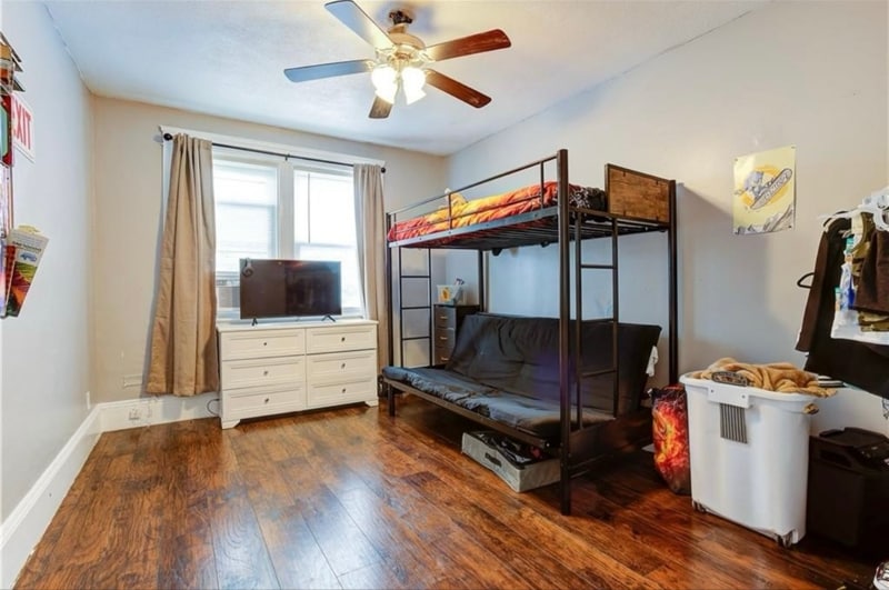 Building Photo - 104 Leah St