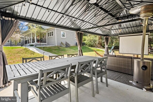 Building Photo - 3803 Estel Rd