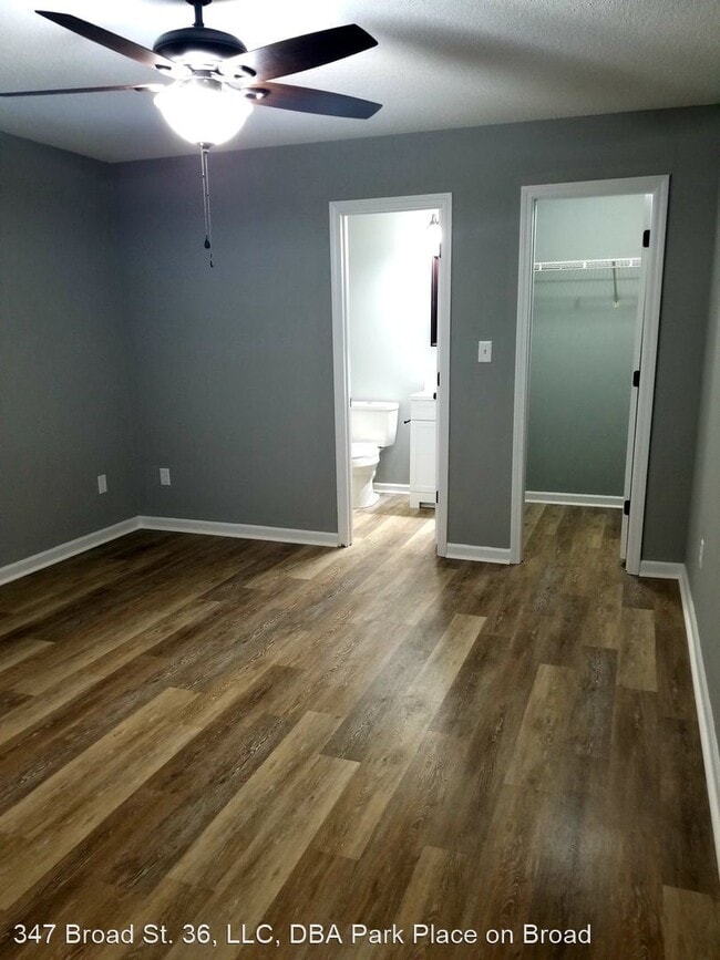 Building Photo - 347 Broad St