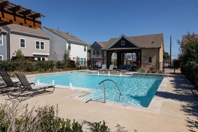 Building Photo - 10920 Keaton Landing Dr