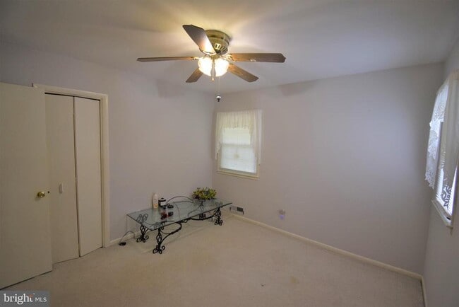 Building Photo - 8519 Wagon Wheel Rd