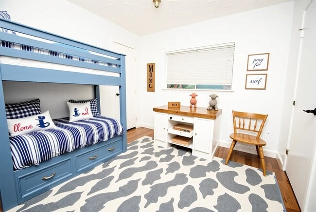 Building Photo - 16311 La Luna Dr