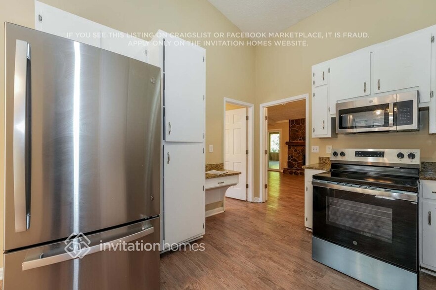 Building Photo - 6514 Woodthrush Way