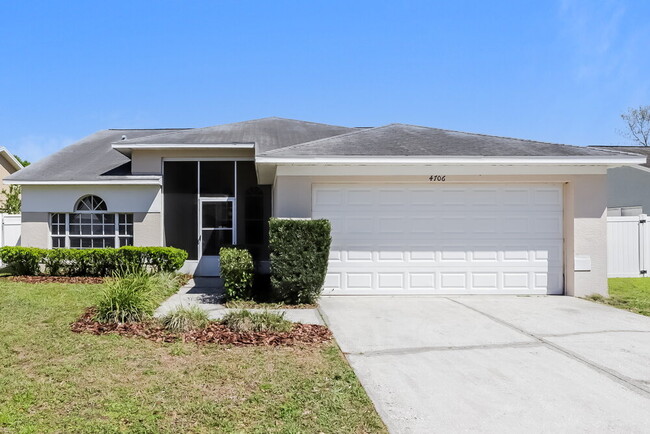 Primary Photo - 4706 N Dawnmeadow Ct
