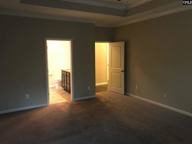 Building Photo - 374 Hollow Cove Rd