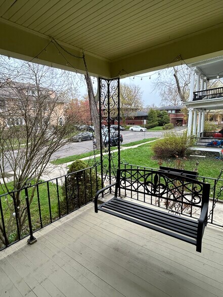 Tranquil Front Porch with swing - 10 Granger Pl