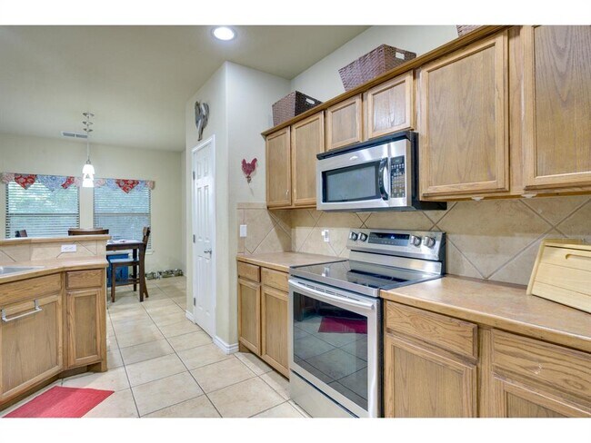 Building Photo - 14808 Foy Dr