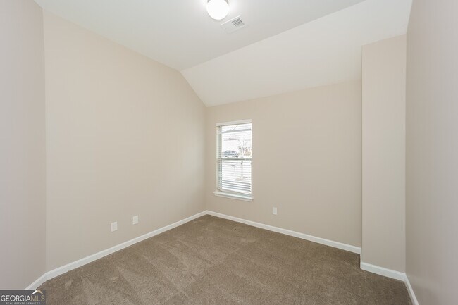 Building Photo - 315 Alamosa Path SW